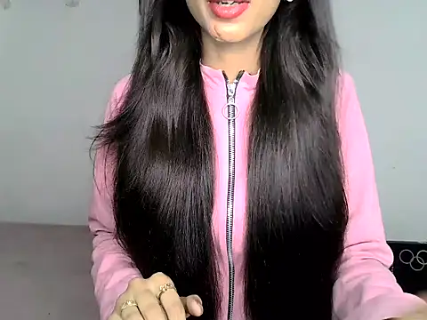 SIKSHA SINGH online show from July 10, 2026, 8:22 pm