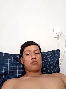 Snapshot of JoniXxX_ chatting on March 4, 2026, 11:33 pm JoniXxX online show from March 4, 2026, 11:33 pm