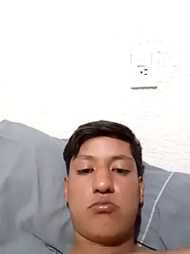 Snapshot of JoniXxX_ chatting on April 14, 2026, 8:37 pm JoniXxX online show from April 14, 2026, 8:37 pm