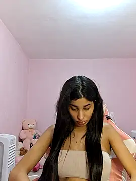 KaterinneMarie online show from April 12, 2026, 2:00 pm