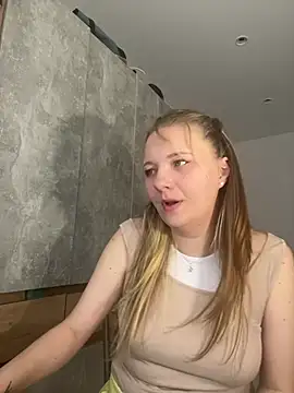 DistrictGirl online show from March 25, 2026, 3:07 pm