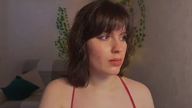 rinamandarina online show from April 19, 2026, 2:05 pm