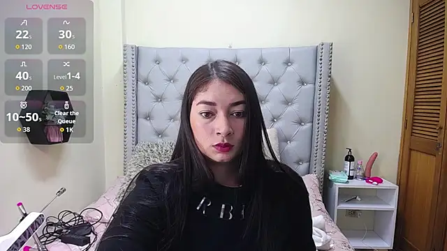 Snapshot of skarlett__36 chatting on February 28, 2026, 2:29 pm skarlett 36 online show from February 28, 2026, 2:29 pm