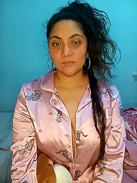 Snapshot of Starlove08 chatting on February 19, 2026, 3:19 pm Starlove08 online show from February 19, 2026, 3:19 pm