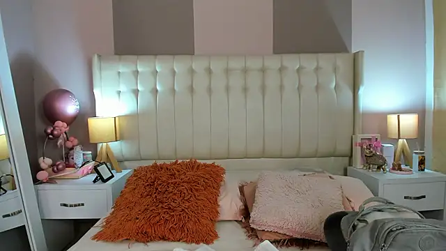 Snapshot of Reachel_Smith chatting on February 26, 2026, 11:09 am Reachel Smith online show from February 26, 2026, 11:09 am