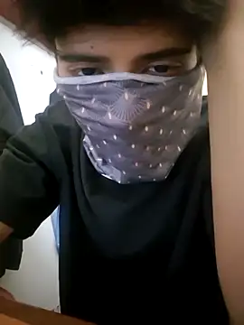 peanutbutteater online show from March 14, 2026, 10:21 am