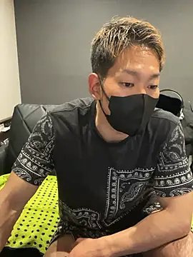 ryuaaaaa online show from March 25, 2026, 5:19 pm