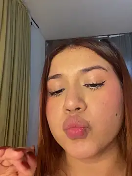 Snapshot of scarleth_marquezz chatting on April 11, 2026, 7:45 am scarleth marquezz online show from April 11, 2026, 7:45 am