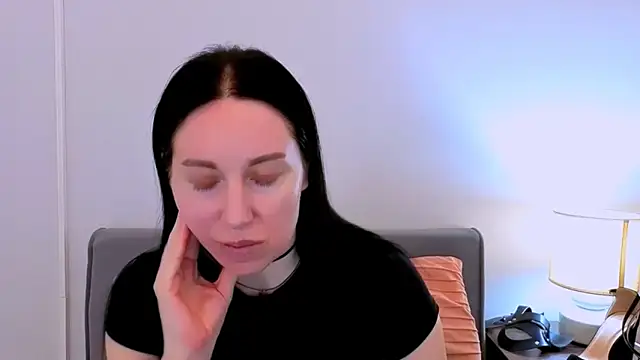 Snapshot of MiaFair chatting on March 4, 2026, 4:24 pm MiaFair online show from March 4, 2026, 4:24 pm