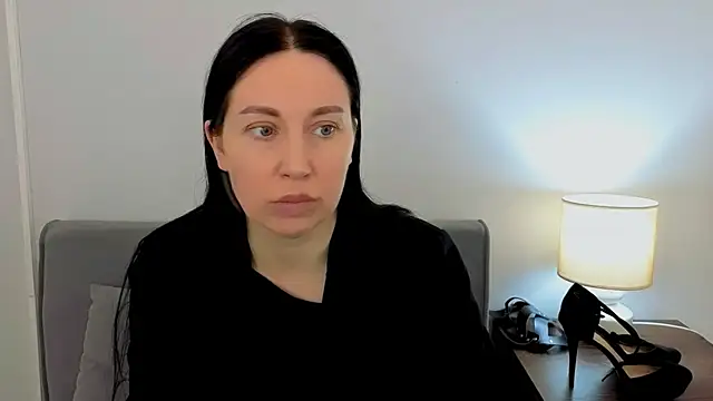 Snapshot of MiaFair chatting on March 17, 2026, 4:21 pm MiaFair online show from March 17, 2026, 4:21 pm