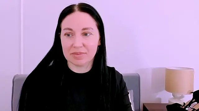 Snapshot of MiaFair chatting on April 13, 2026, 3:28 pm MiaFair online show from April 13, 2026, 3:28 pm