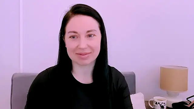 Snapshot of MiaFair chatting on April 14, 2026, 3:18 pm MiaFair online show from April 14, 2026, 3:18 pm