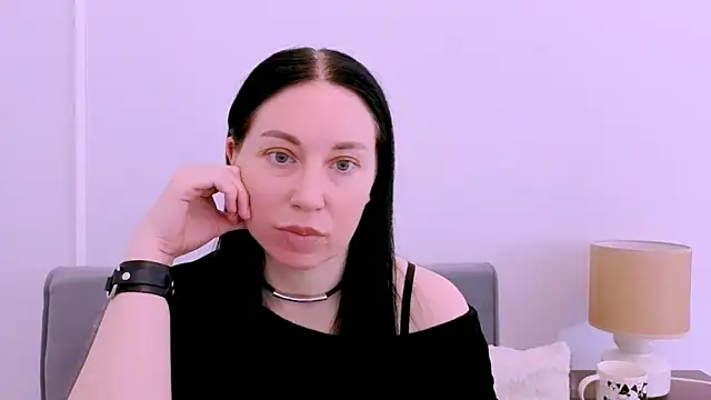 Snapshot of MiaFair chatting on April 15, 2026, 3:19 pm MiaFair online show from April 15, 2026, 3:19 pm