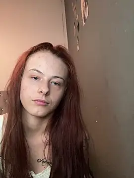 Snapshot of Louise_Burnett chatting on February 25, 2026, 8:07 pm Louise Burnett online show from February 25, 2026, 8:07 pm