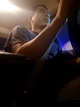 gueboloco2626 online show from March 11, 2026, 11:38 am