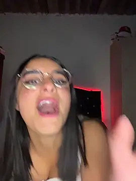 Paulha  miller online show from March 4, 2026, 1:55 am