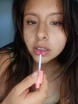 Rosyshadow online show from May 17, 2026, 10:28 pm