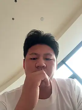 zhuendong000001 online show from April 14, 2026, 10:54 am