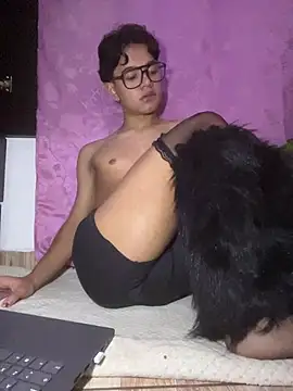 VixHot15 online show from April 5, 2026, 4:09 am