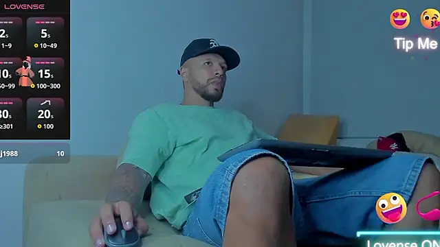 Toony Dee online show from March 14, 2026, 4:07 am