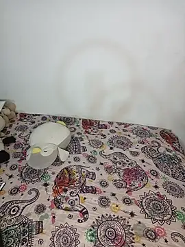 ValeriaSalvino online show from February 28, 2026, 4:13 am