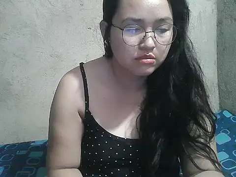 Snapshot of wildchinita00 chatting on May 14, 2026, 8:26 pm wildchinita00 online show from May 14, 2026, 8:26 pm
