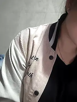 Snapshot of MayEva_ly chatting on February 23, 2026, 1:47 am MayEva ly online show from February 23, 2026, 1:47 am