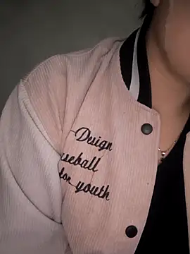 Snapshot of MayEva_ly chatting on February 24, 2026, 12:52 am MayEva ly online show from February 24, 2026, 12:52 am