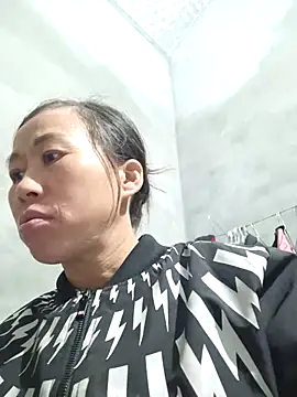 jangcute11 online show from February 23, 2026, 2:53 am