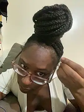 Sinfulwaterfalls online show from April 7, 2026, 11:48 pm