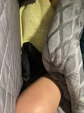 Snapshot of gina-xyz chatting on March 9, 2026, 6:39 am gina-xyz online show from March 9, 2026, 6:39 am