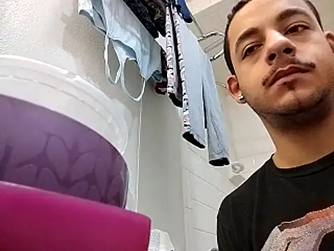 momo0208 online show from February 23, 2026, 2:36 pm