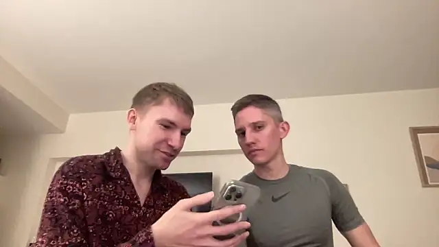 Snapshot of mikenjay chatting on March 1, 2026, 7:27 pm mikenjay online show from March 1, 2026, 7:27 pm