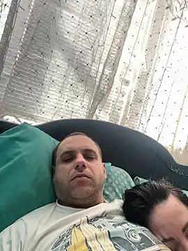 Snapshot of LaBuBupara chatting on February 22, 2026, 8:13 am LaBuBupara online show from February 22, 2026, 8:13 am