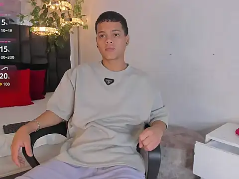 PATRIICKMILLER online show from February 25, 2026, 3:43 pm