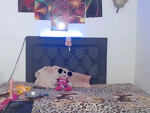 cellesthee online show from March 18, 2026, 8:17 am