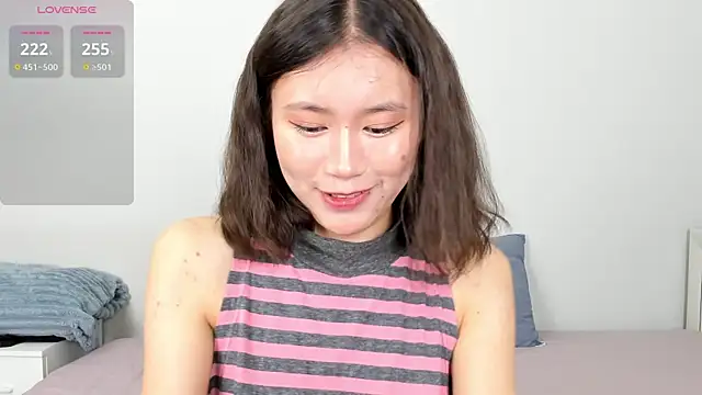 Kiraeko online show from May 22, 2026, 5:47 am