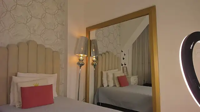 Snapshot of DrinkLau18 chatting on February 28, 2026, 3:29 am DrinkLau18 online show from February 28, 2026, 3:29 am