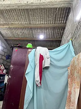 ale sweet53 online show from April 14, 2026, 4:29 am