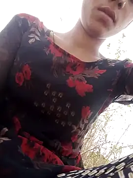 wifedesi7050 online show from June 11, 2026, 3:04 am