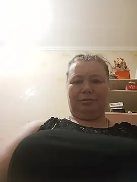 KiraStanton online show from May 25, 2026, 6:58 pm