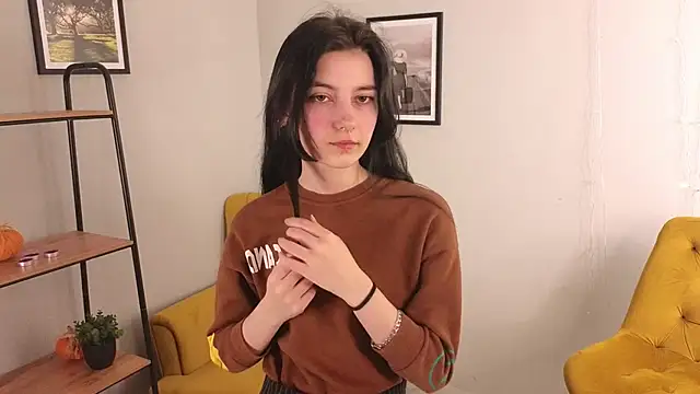 Lilian Merf online show from March 27, 2026, 10:48 am