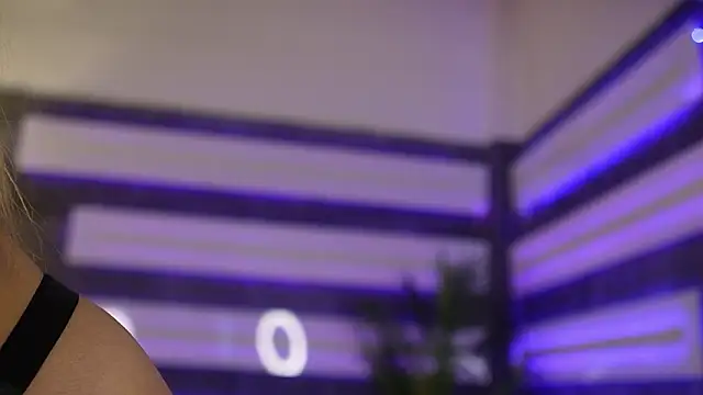 Snapshot of ItsIvyLicious_ chatting on February 28, 2026, 9:05 pm ItsIvyLicious online show from February 28, 2026, 9:05 pm