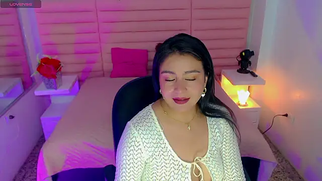 scarleth whisper online show from March 24, 2026, 12:54 pm