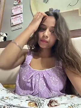 Snapshot of its_anuuu chatting on February 20, 2026, 5:13 pm its anuuu online show from February 20, 2026, 5:13 pm