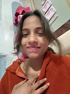 Snapshot of its_anuuu chatting on February 23, 2026, 6:38 pm its anuuu online show from February 23, 2026, 6:38 pm