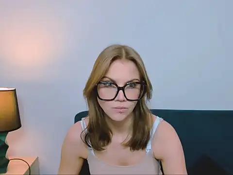 StormiSmooth online show from March 4, 2026, 3:40 pm