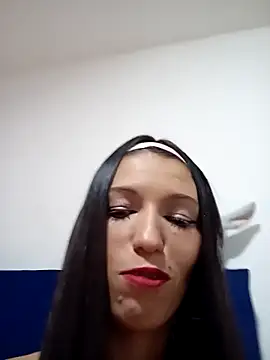 sandy 11  online show from March 16, 2026, 8:35 pm