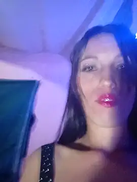 sandy 11  online show from March 19, 2026, 3:32 am