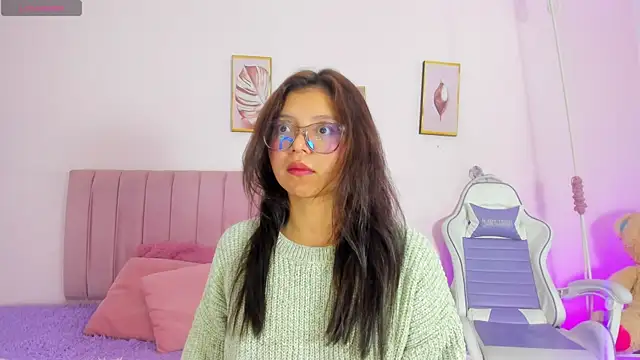 Zoow bluussh online show from April 9, 2026, 11:59 am